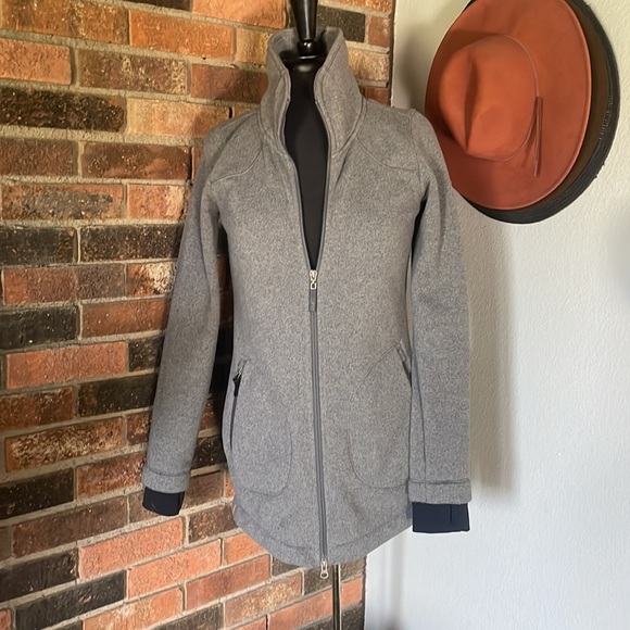 Lole Gray Women's Jacket - Picture 1 of 7
